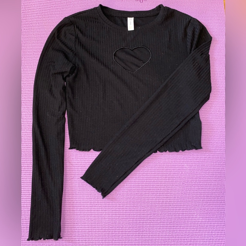 Only- Heart Cut-out Black Long Sleeve Shirt